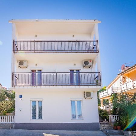 Cheap Apartment Tanja Trogir Ngoại thất bức ảnh