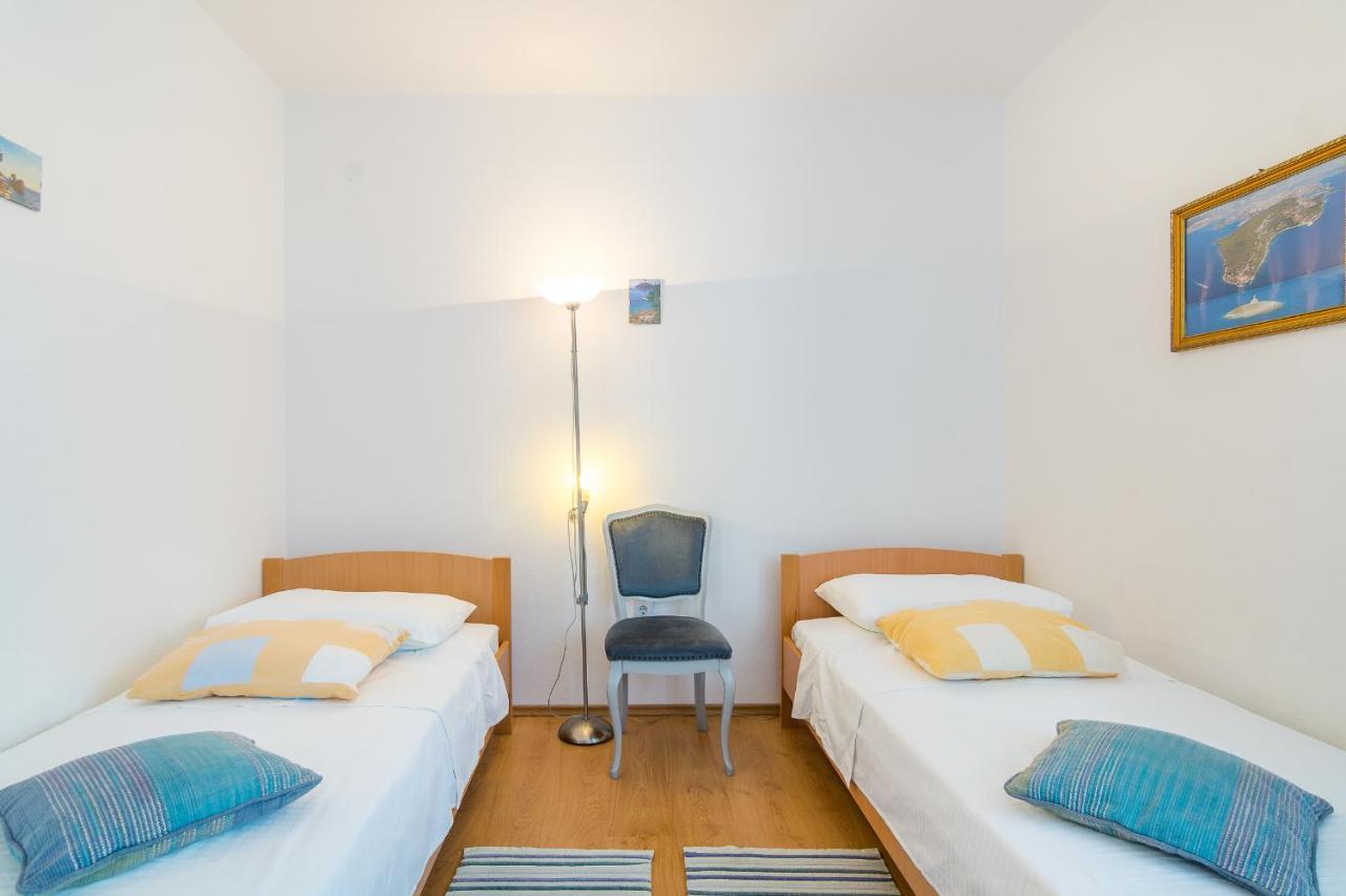 Cheap Apartment Tanja Trogir Ngoại thất bức ảnh